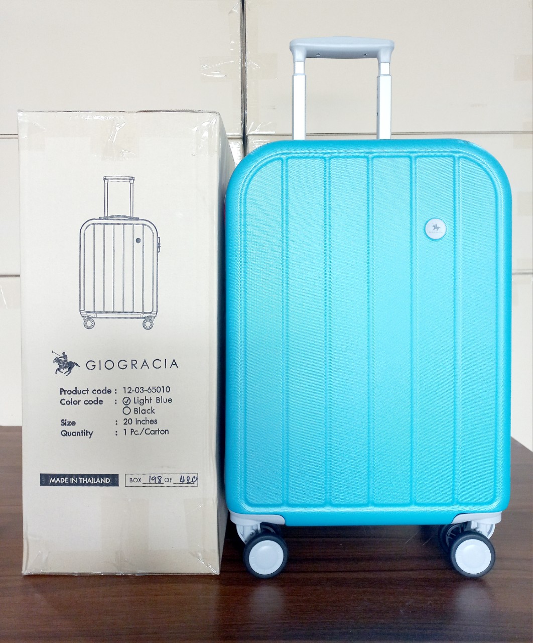 Vali Thái Lan - nhãn hiệu Giogracia (Light Blue - xanh dương) size: 20inch (36x23x50cm), Mã số: 65010-20LIGHTBLUE