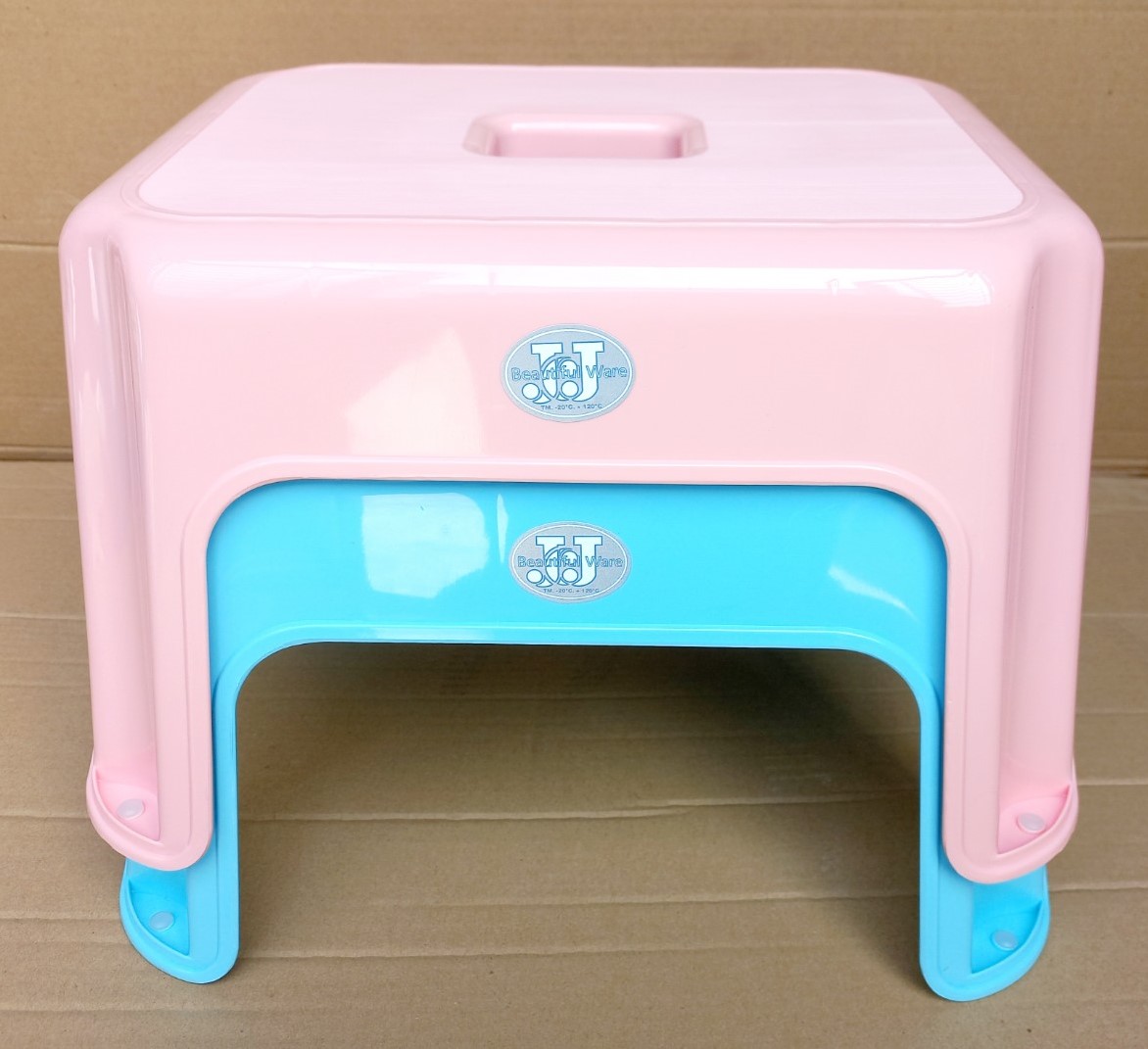 Ghế nhựa hình chữ nhật thấp (28.5x35.5x21.5cm), Mã số: JCJ-1165