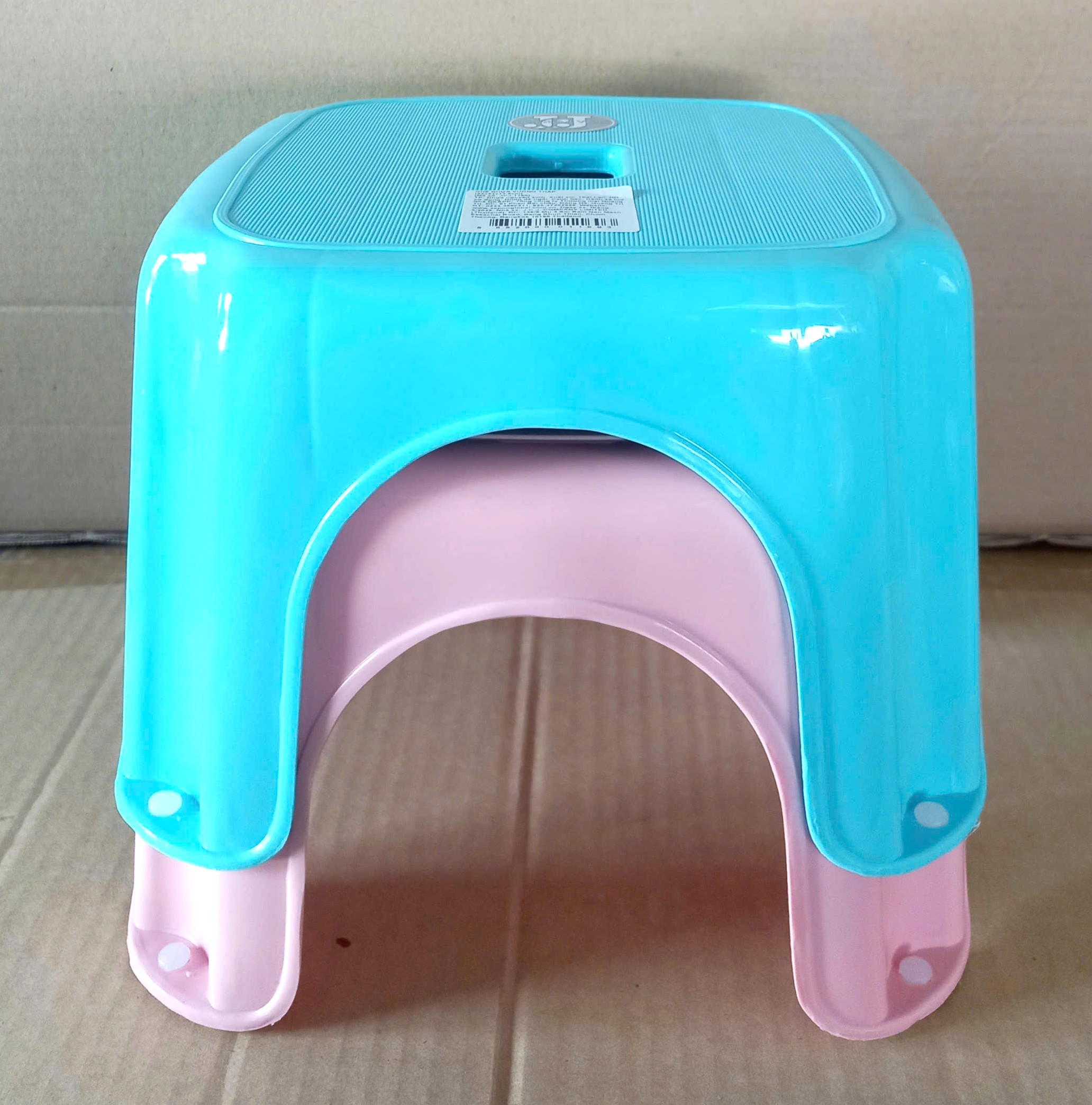 Ghế nhựa vuông thấp (23x23x13.5cm), Mã số: JCJ-1160