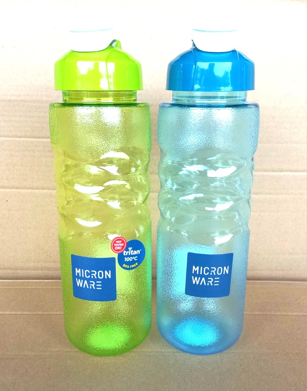 Chai đựng nước chịu nhiệt nhựa màu 1,25 lít (8x28cm), Mã số: 5294