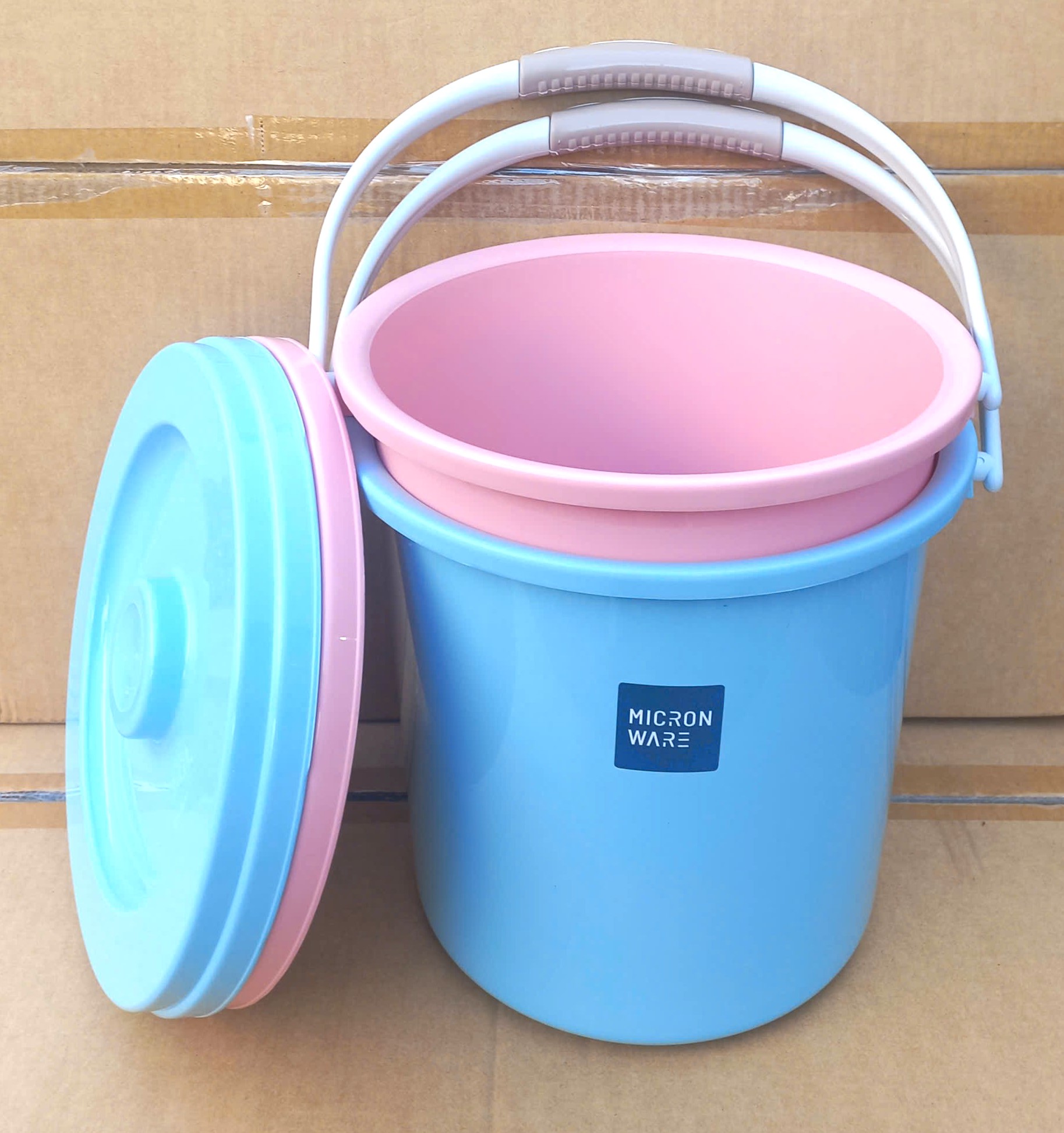 Xô nhựa có nắp 10 lít (28x25.5cm), mã số: DW3.5GL